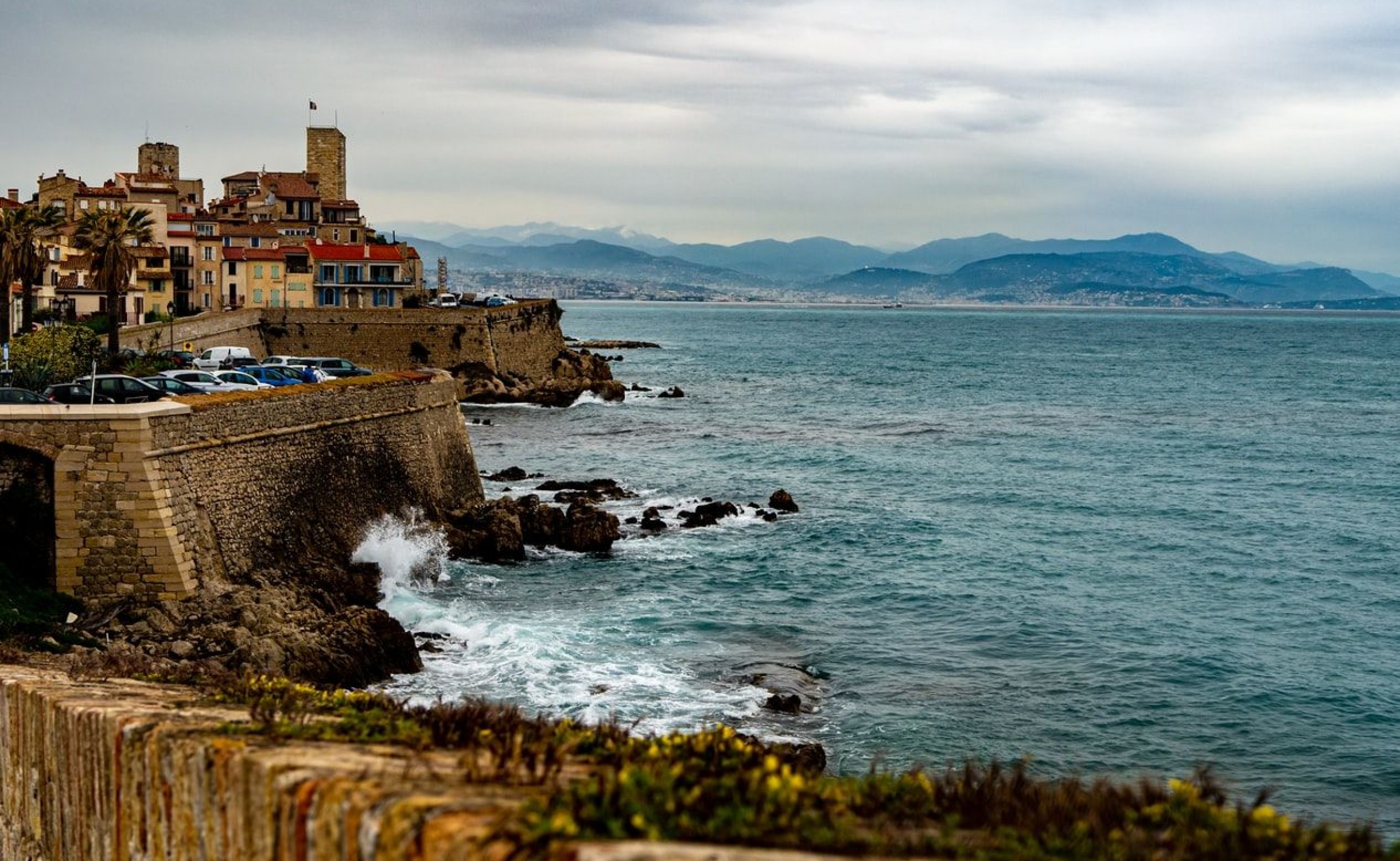  Car service in Antibes: a ride to remember