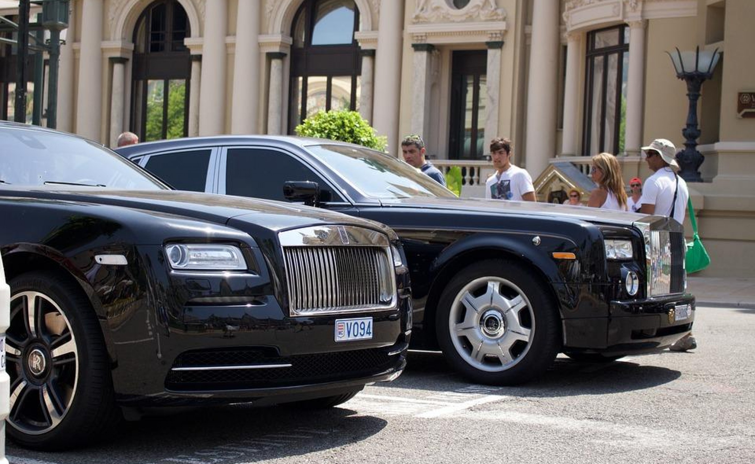 Luxury Cars with Private Chauffeur Services