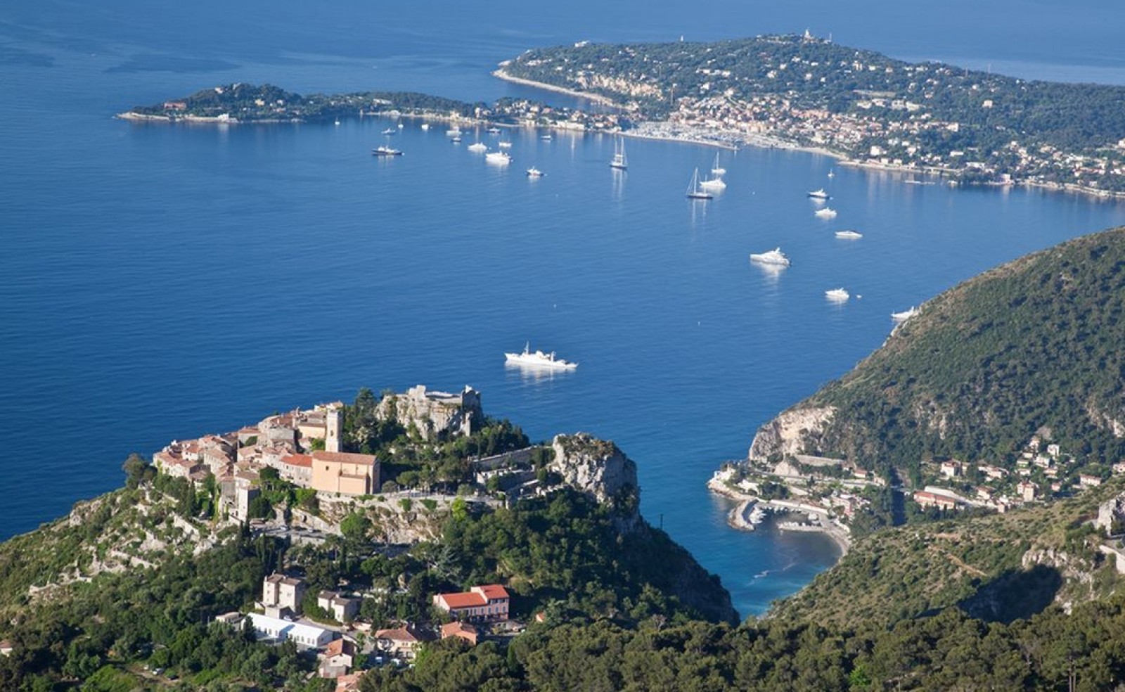 Transfer from Nice Airport to Saint-Jean-Cap-Ferrat - Book your transfer 24/7 - Ruby Services - Book Your Transfer From Nice Airport to Saint-Jean-Cap-Ferrat With Private Chauffeur. 